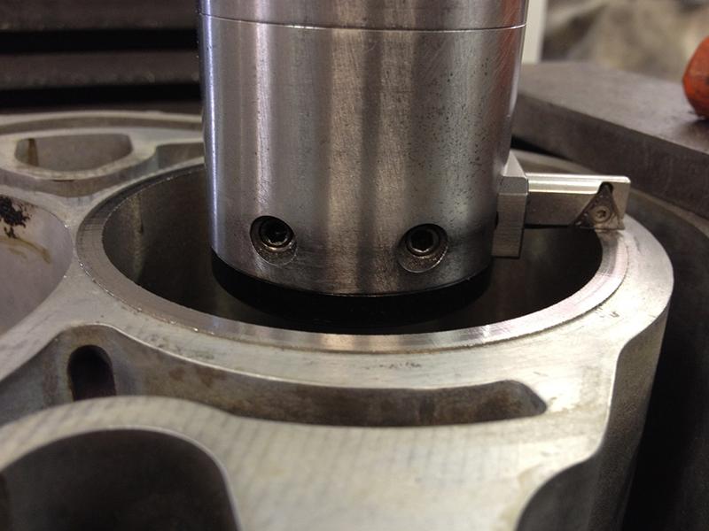 Как уплотнить гильзу цилиндров двигателя без ремонта: увлекательный рейтинг советов