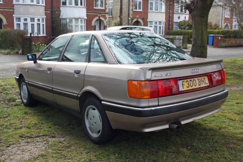 Какие секреты хранит легендарная Audi 90: путешествие во времени